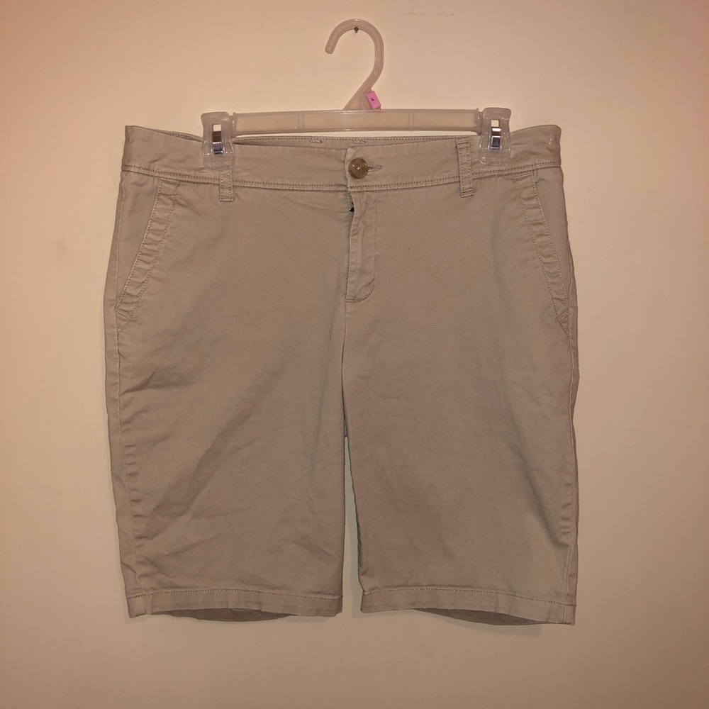 Khaki Liz Claiborne Shorts